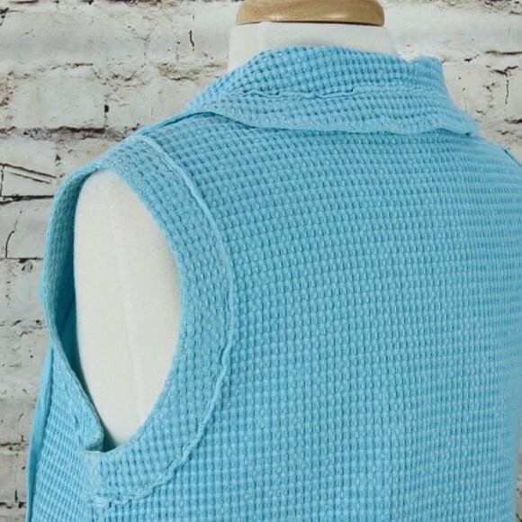 Focus Tunic Top Womens Size Medium Puckered Buttons Blue Soft Vest - Picture 9 of 10